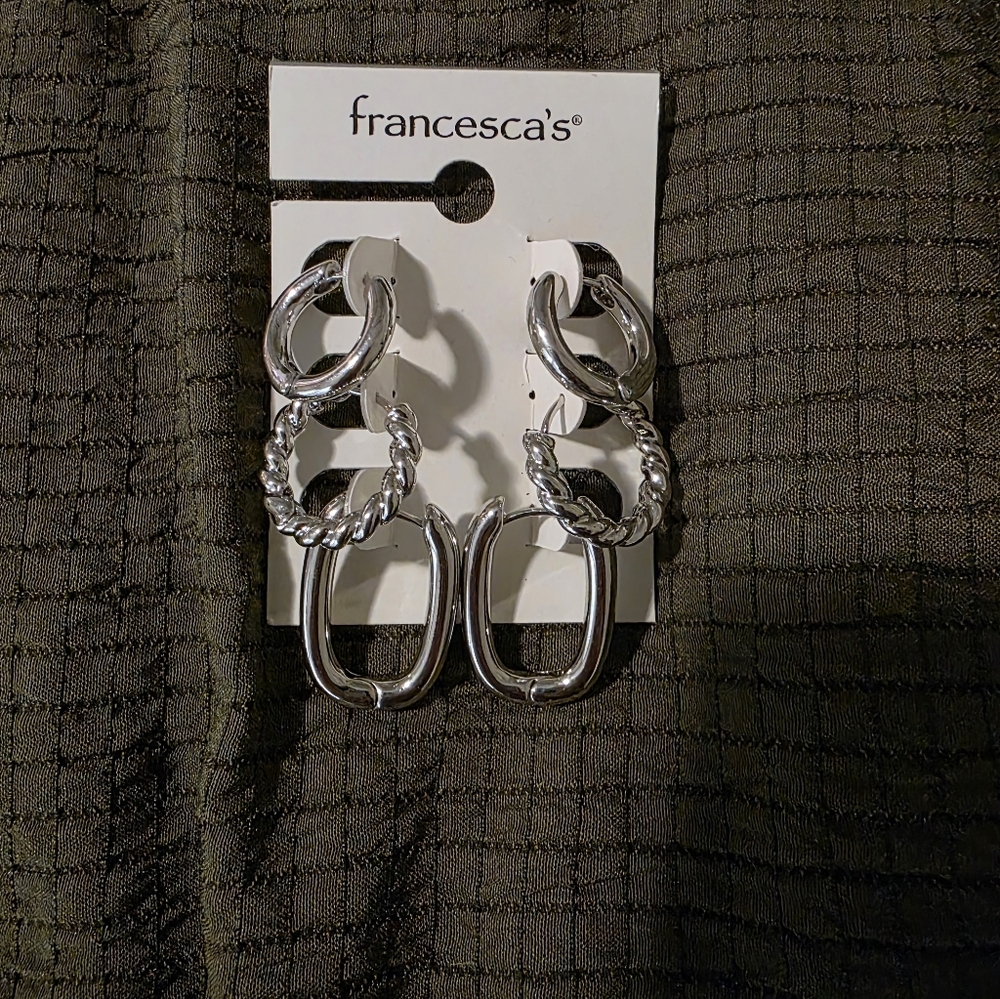 Francesca's Silver Chain Link Earrings